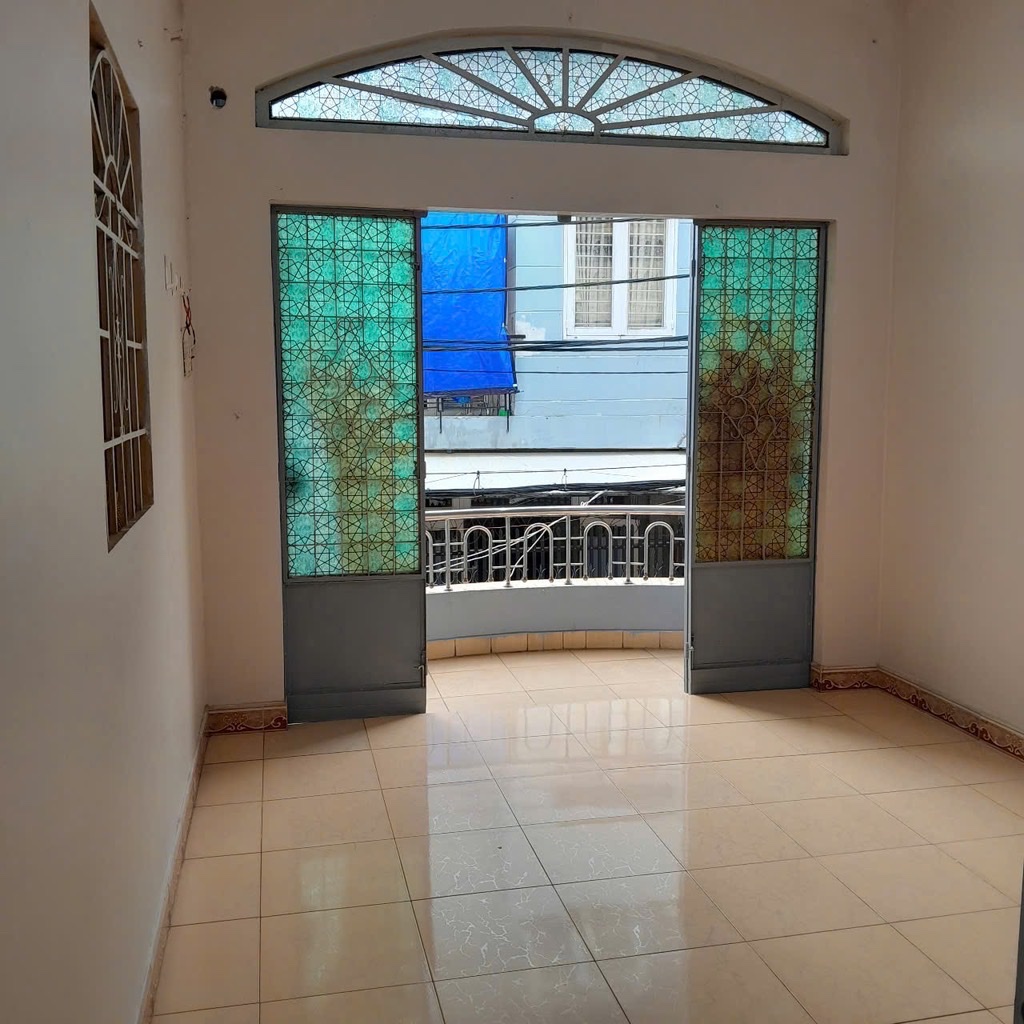 BÁN NHÀ MẶT PHỐ TÔN THẤT THUYẾT - Q.4 - 50M2 - 6 TỶ - 3 TẦNG - SỔ HỒNG CHÍNH CHỦ - Ảnh 3